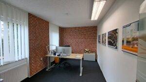 Büro EG