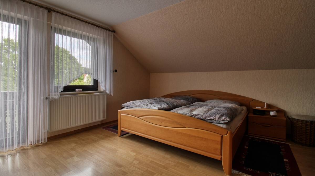 Schlafzimmer OG