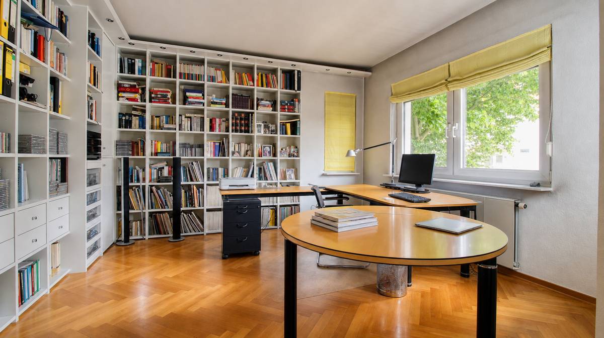 Bibliothek - Erdgeschoss