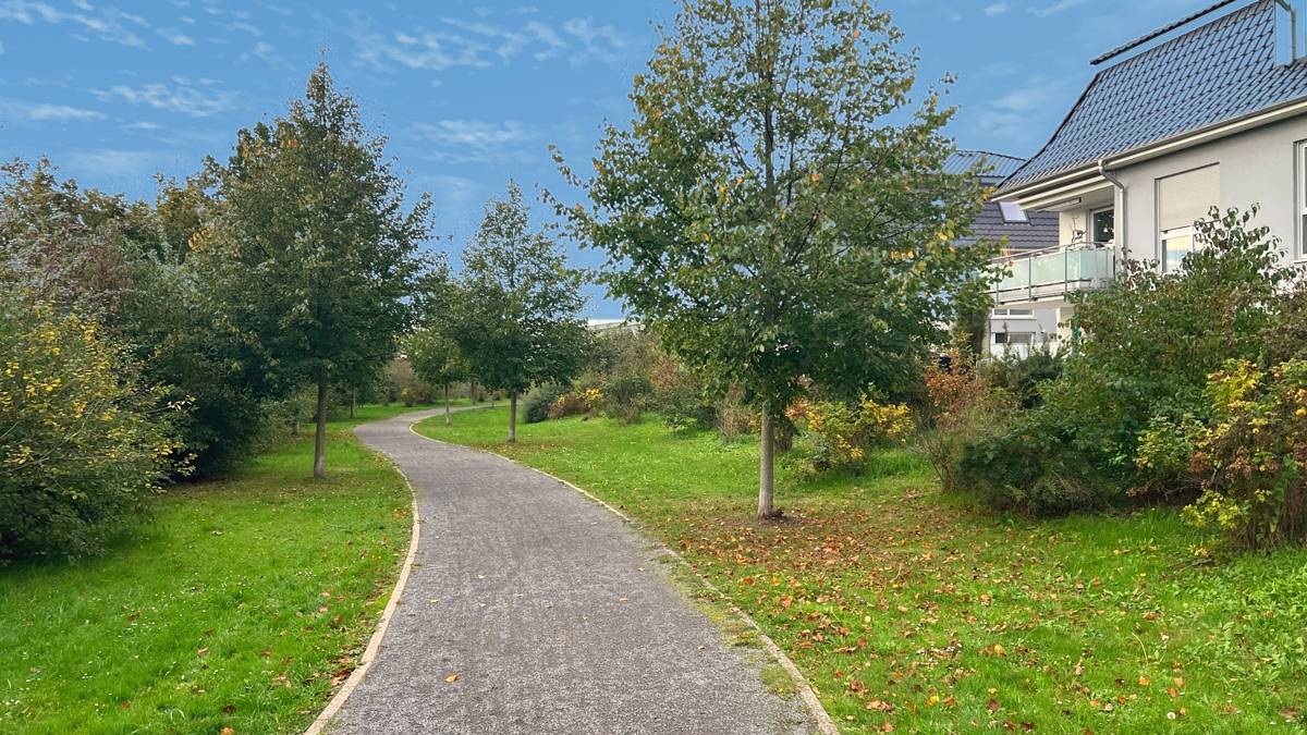 angrenzender Park
